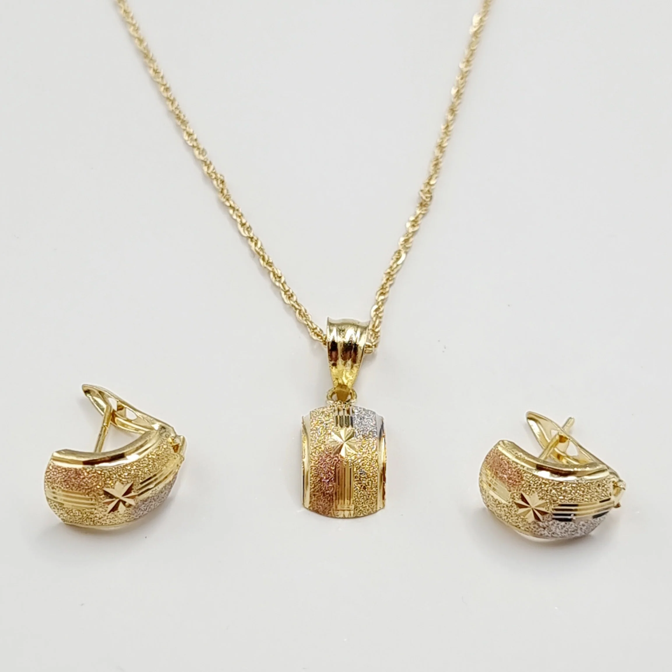 18K Pure Gold 3 Color Clip Jewelry Set - Image 3