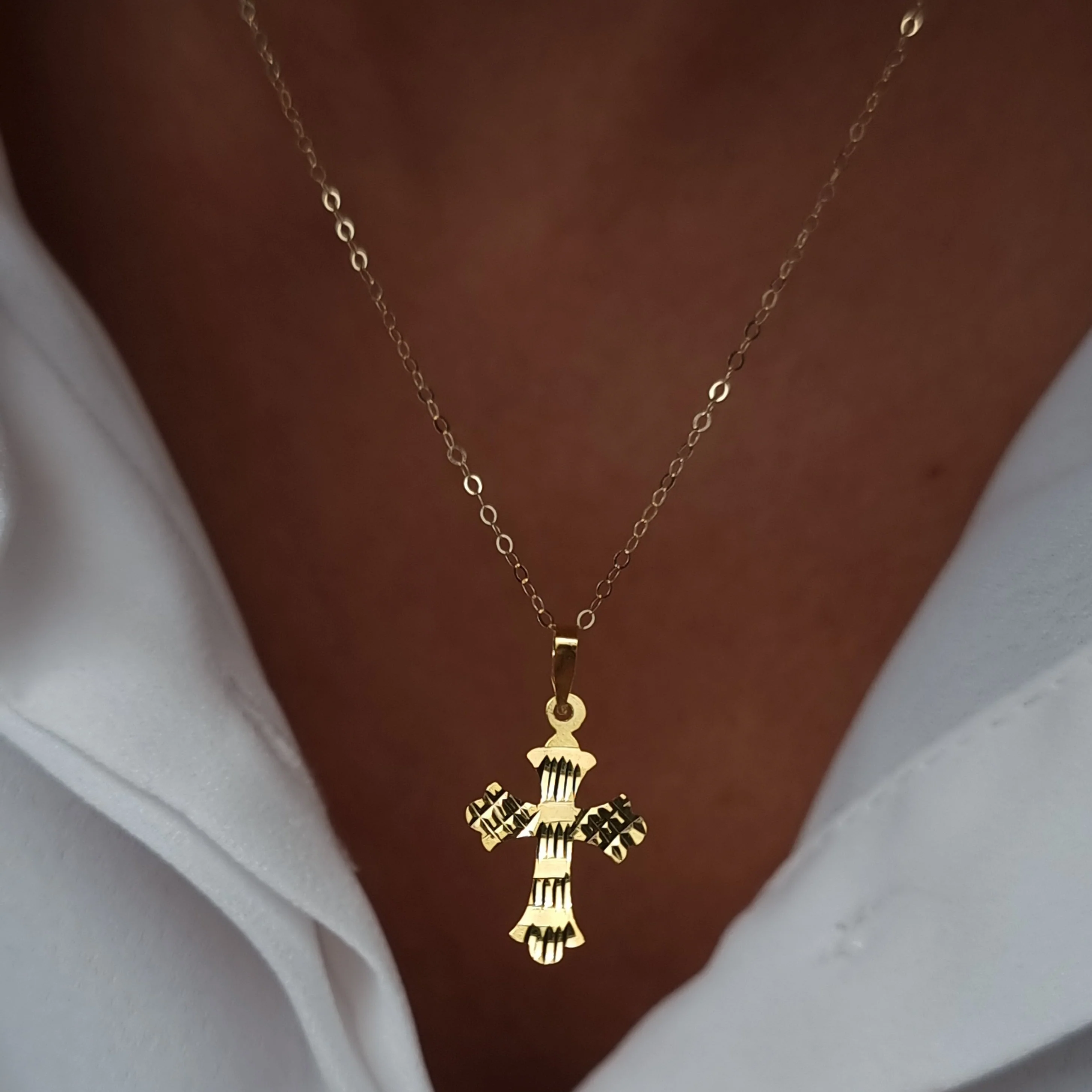 18K Pure Gold Cross Necklace - Image 10