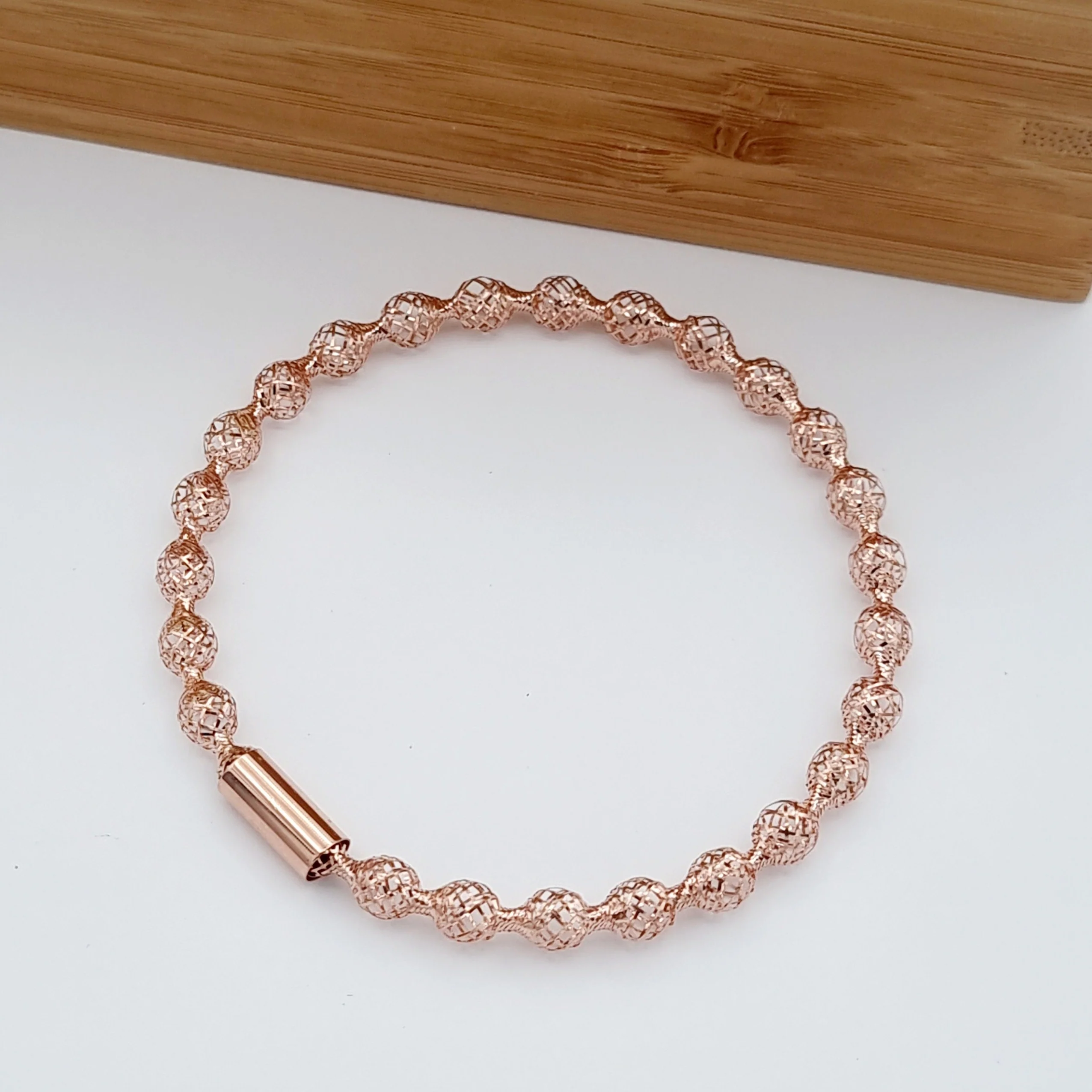 18K Pure Gold Elastic Net Ball Rose Bangle - Image 3