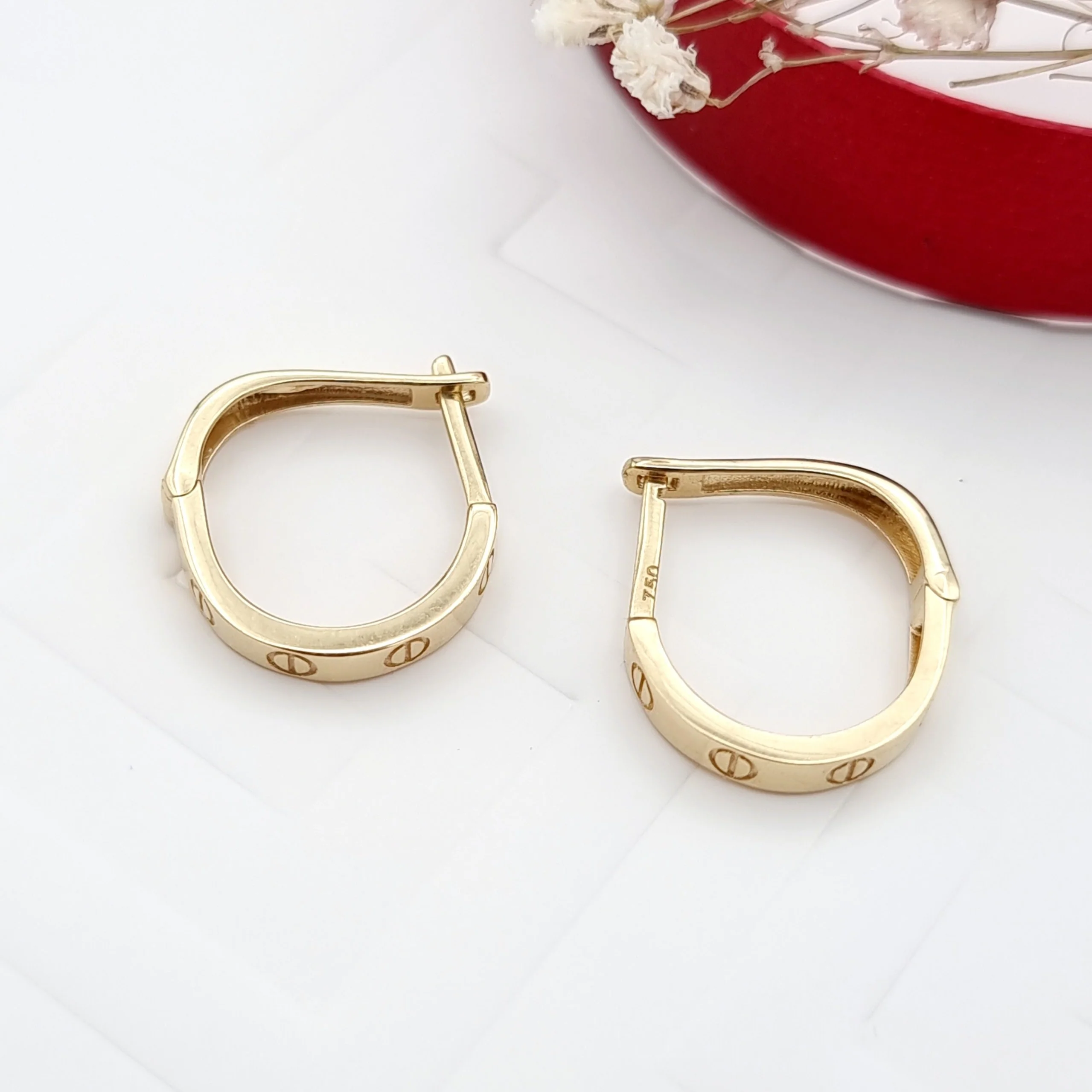 18K Pure Gold Elegant C.R Earring Set - Image 5