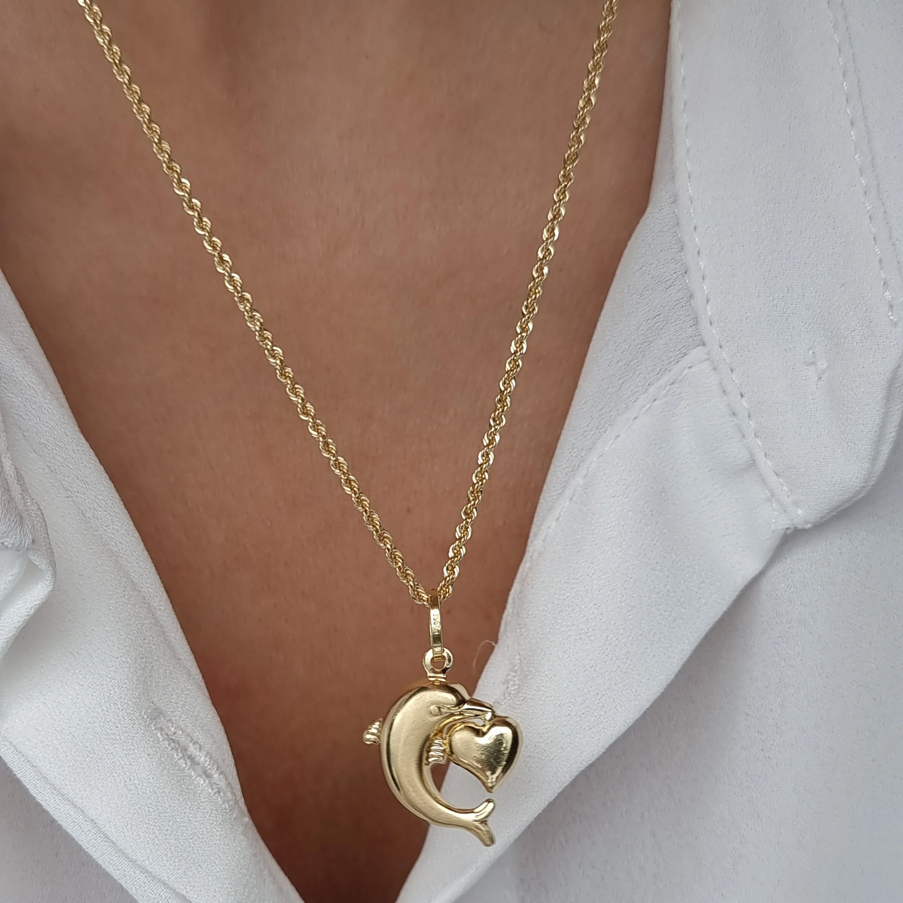 18K Pure Gold Heart Dolphin Necklace - Image 4