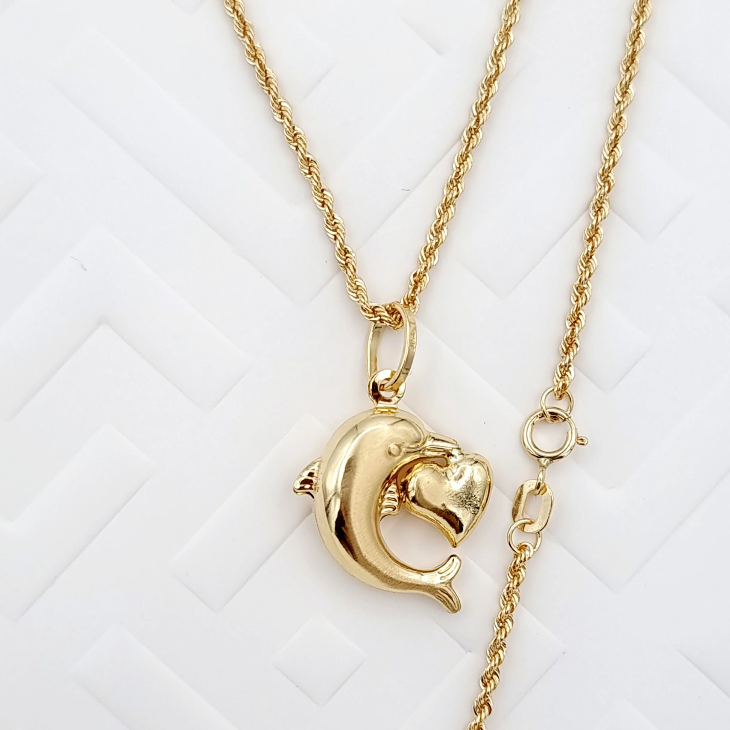 18K Pure Gold Heart Dolphin Necklace - Image 5