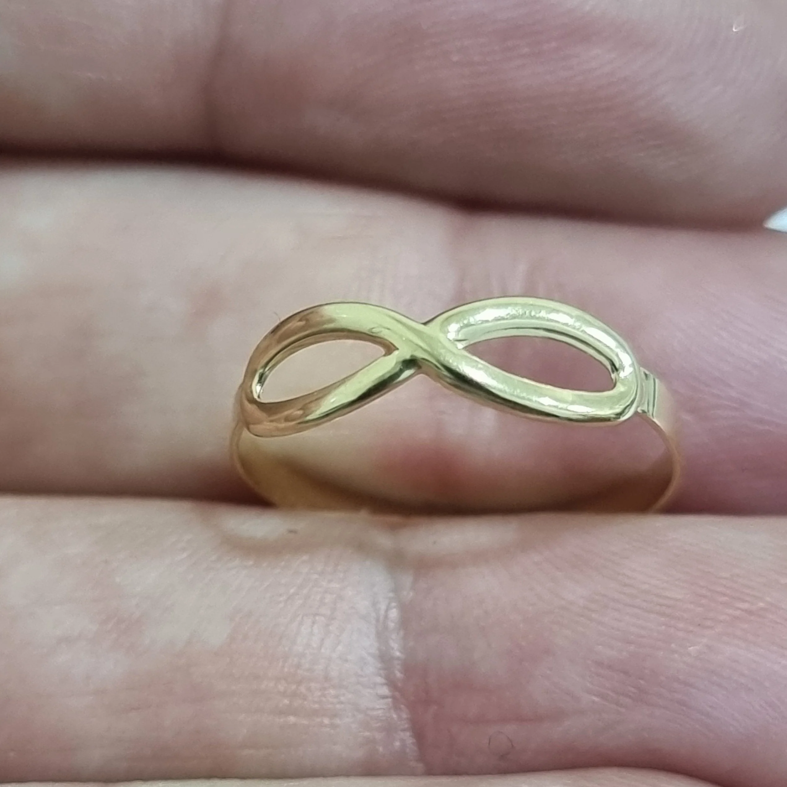 18K Pure Gold Infinity Ring - Image 10