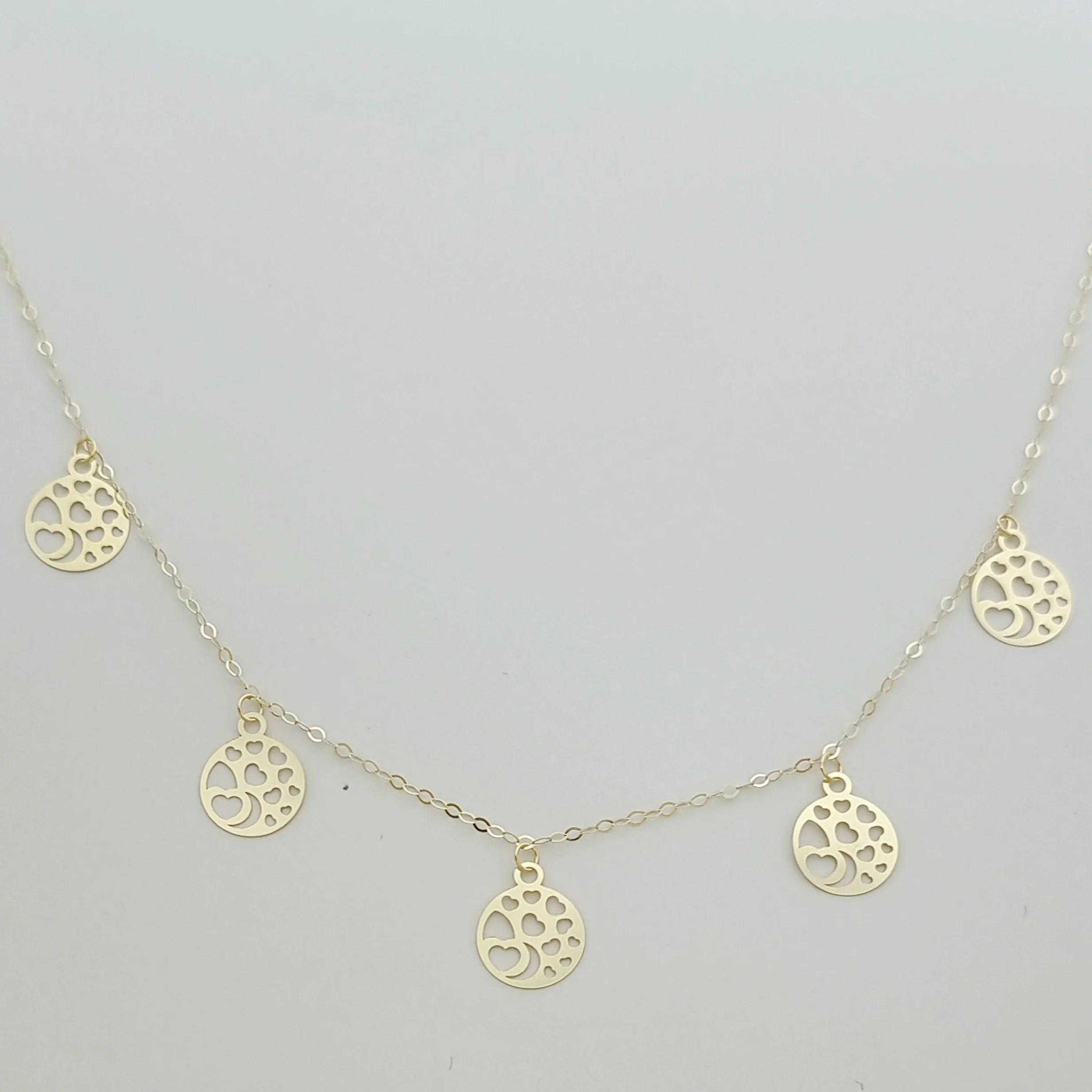 18K Pure Gold Round Heart Necklace - Image 3