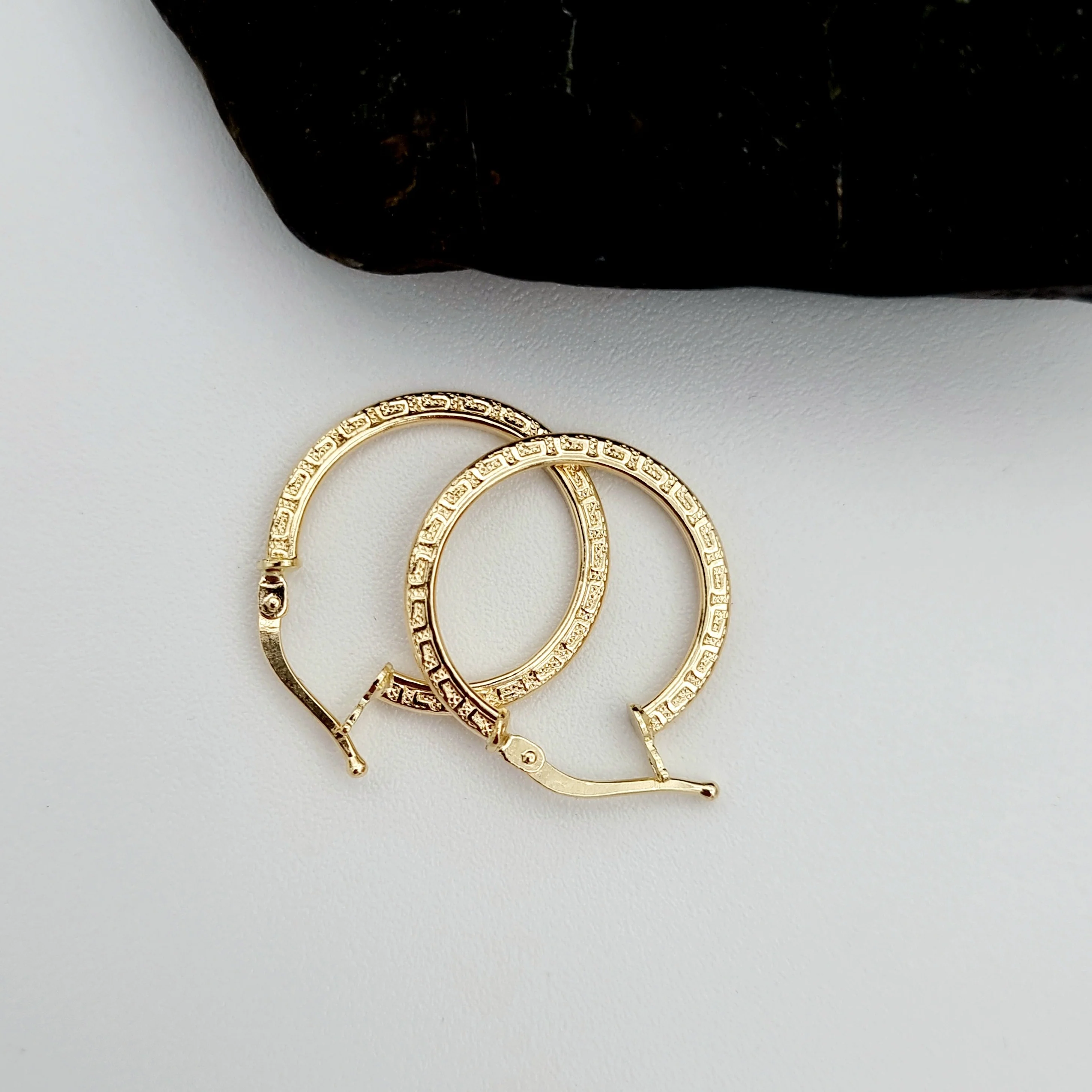 18K Pure Gold Round Hoop Earring Set - Image 3