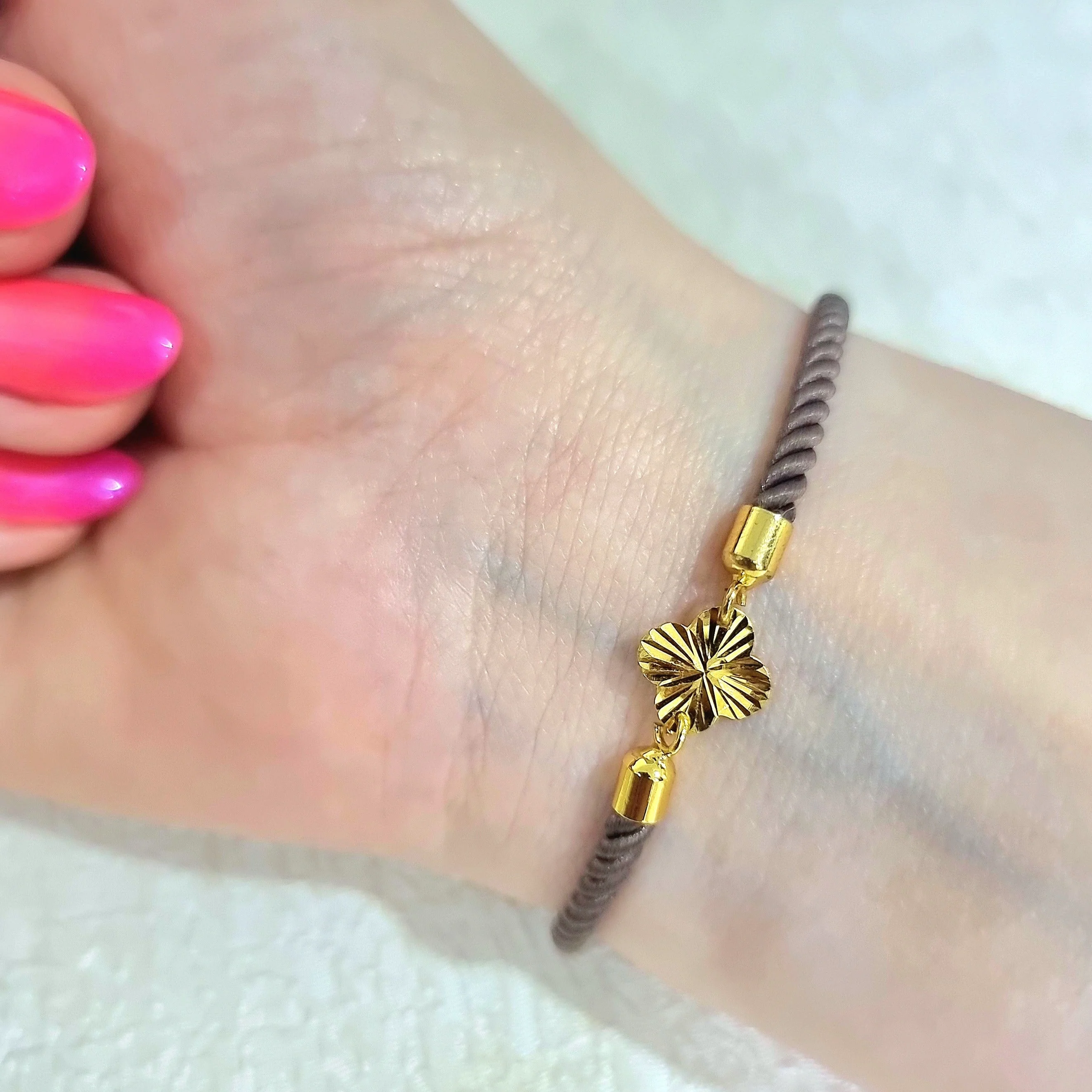 18K Pure Gold Thread Flower Bracelet - Image 4