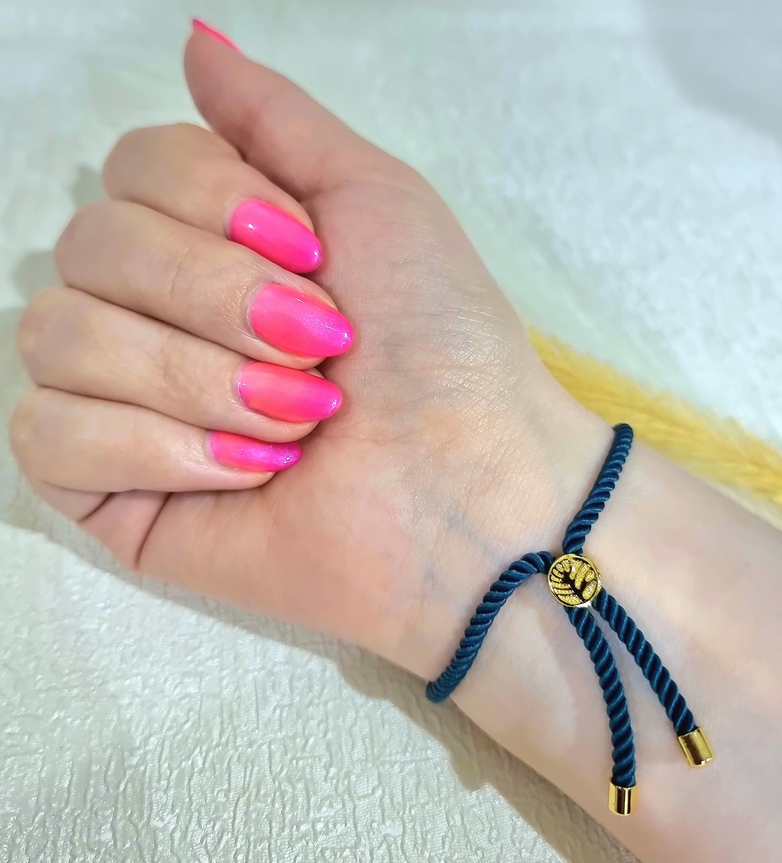 18K Pure Gold Thread V.C Flower Bracelet - Image 3