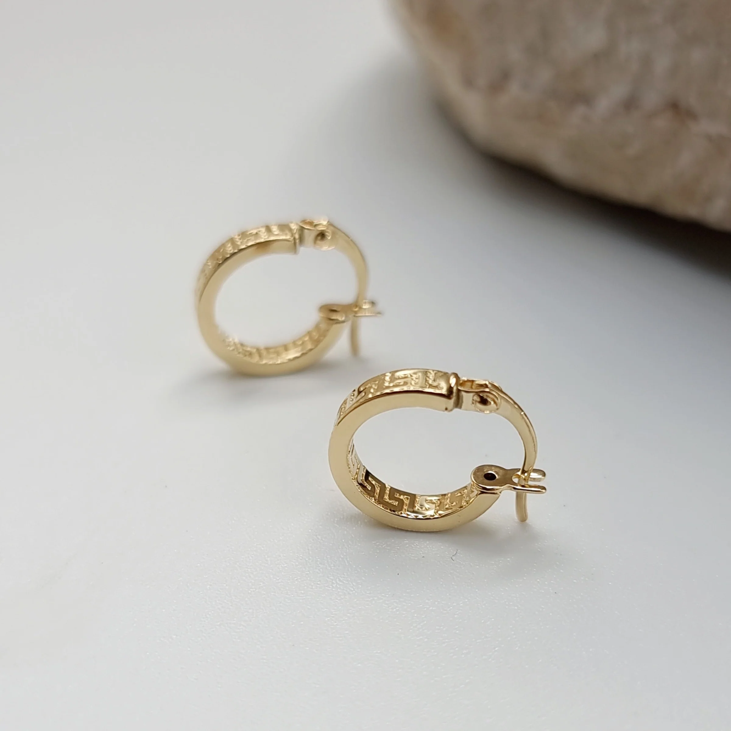 18K Pure Gold V.R.C Round Earring Set - Image 5