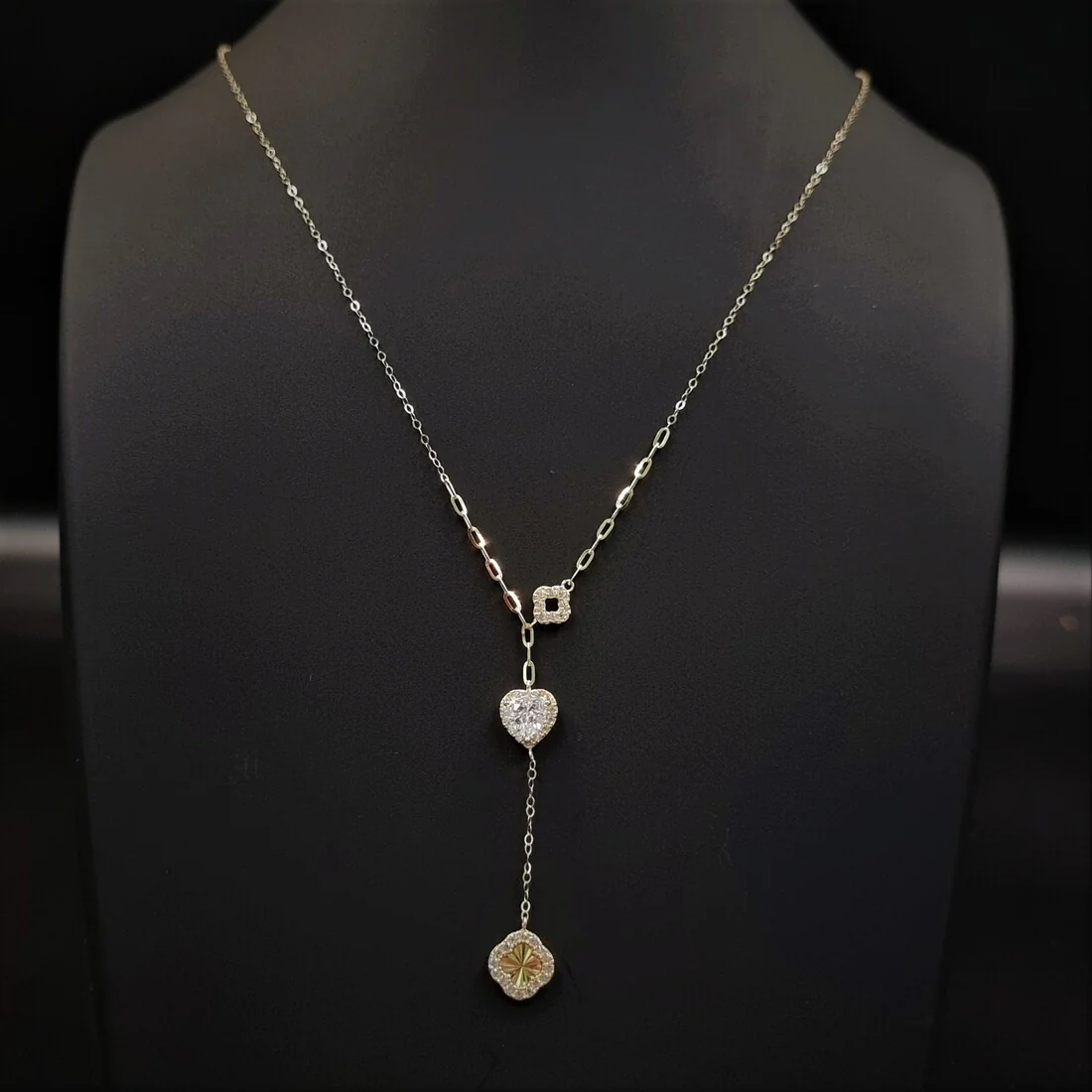 18K Pure Gold White Heart Stone Casual Necklace