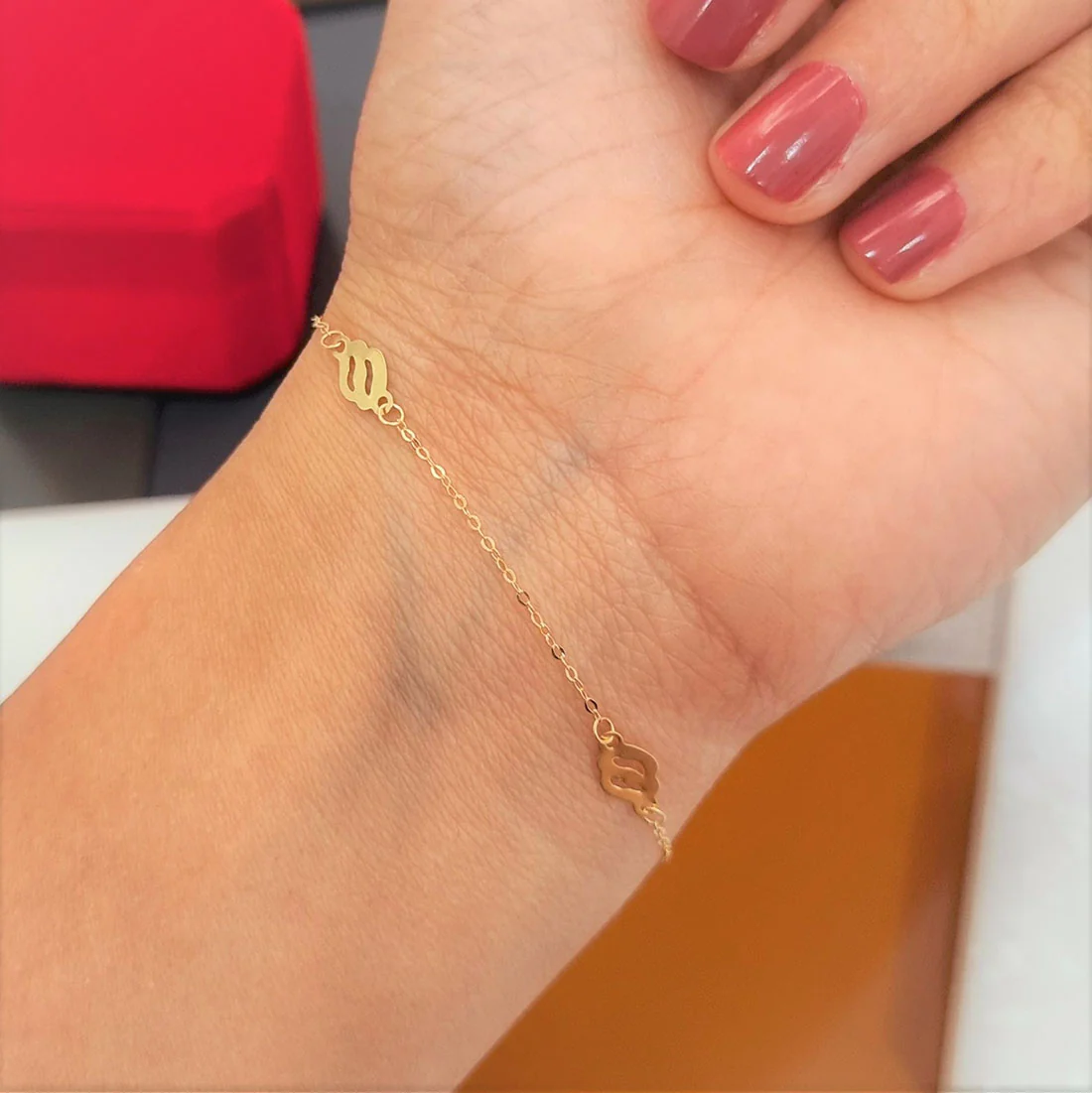 18K Pure Gold Elegant Design Bracelet - Image 2