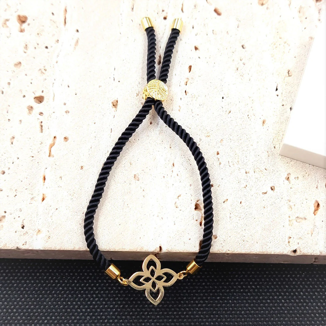 18K Pure Gold Flower Adjustable Bracelet - Image 4