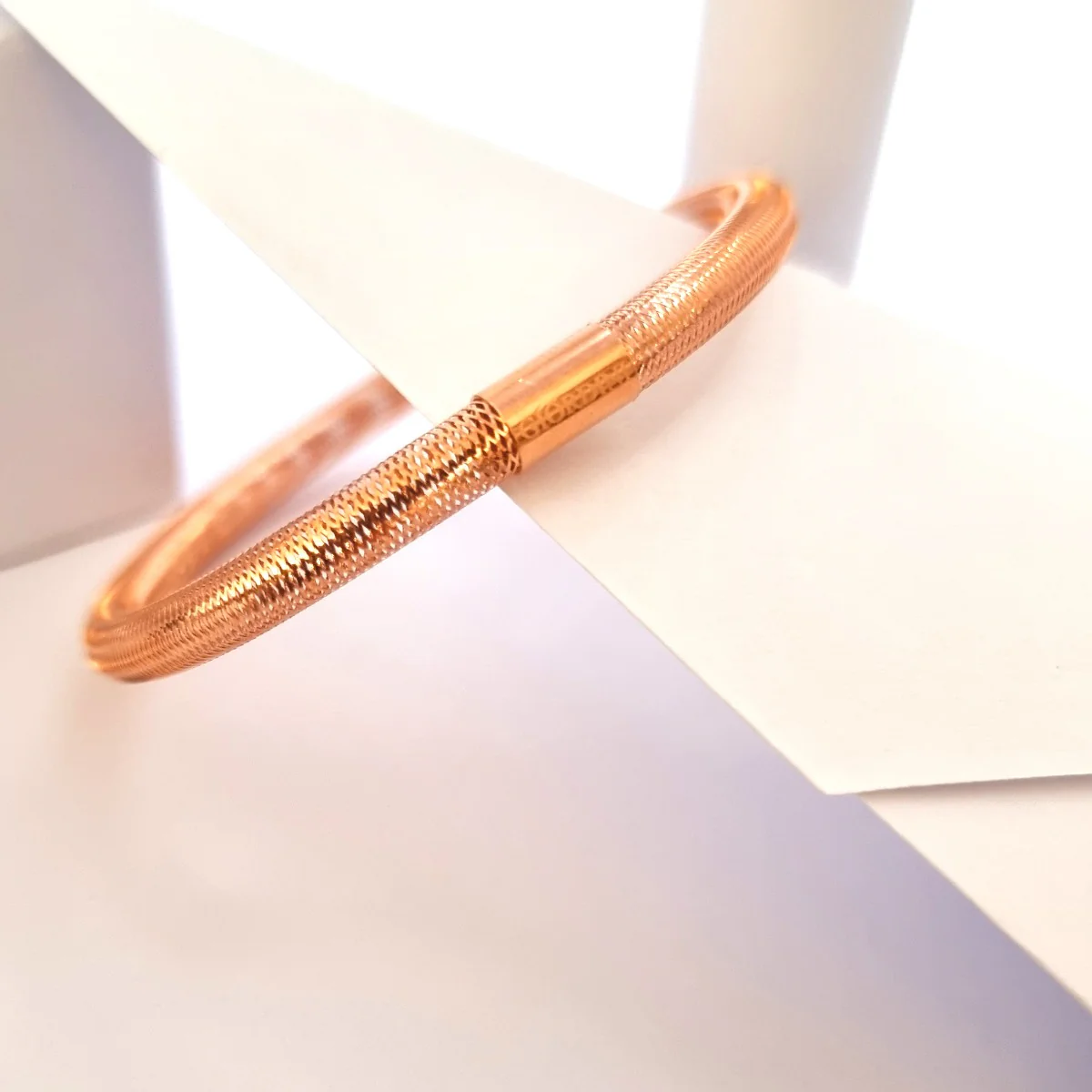 18K Pure Gold Giordini Elastic Design Bracelet - Image 3