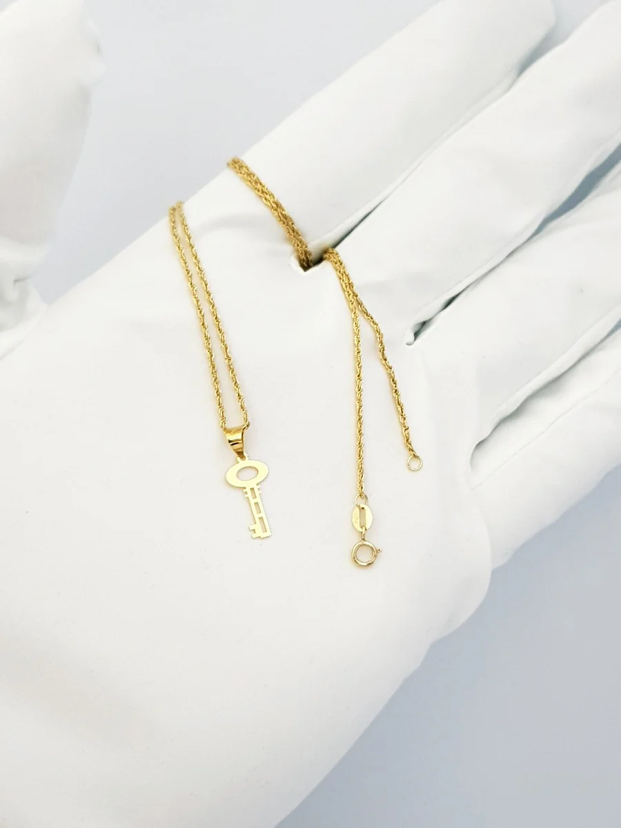 18K Solid Gold Key Necklace - Image 4