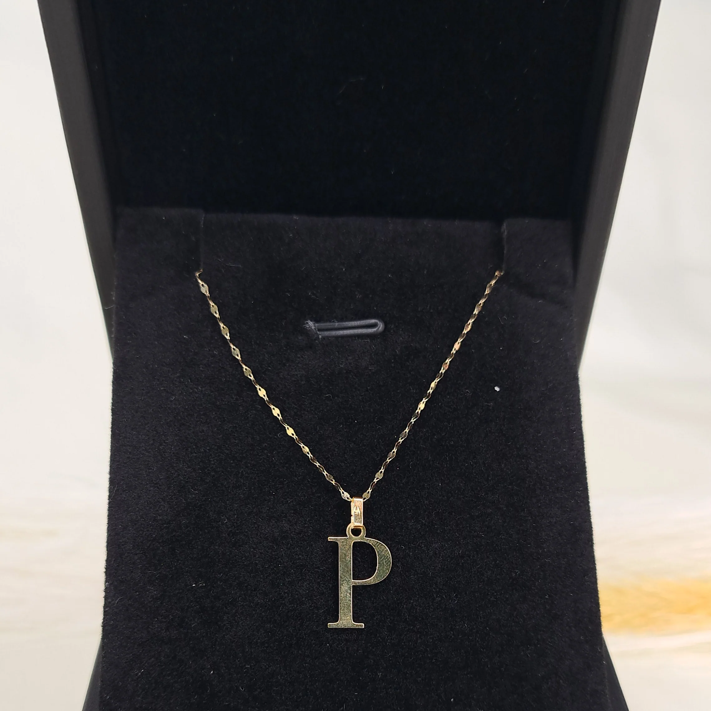 18K Pure Gold Letter P Design Necklace - Image 3