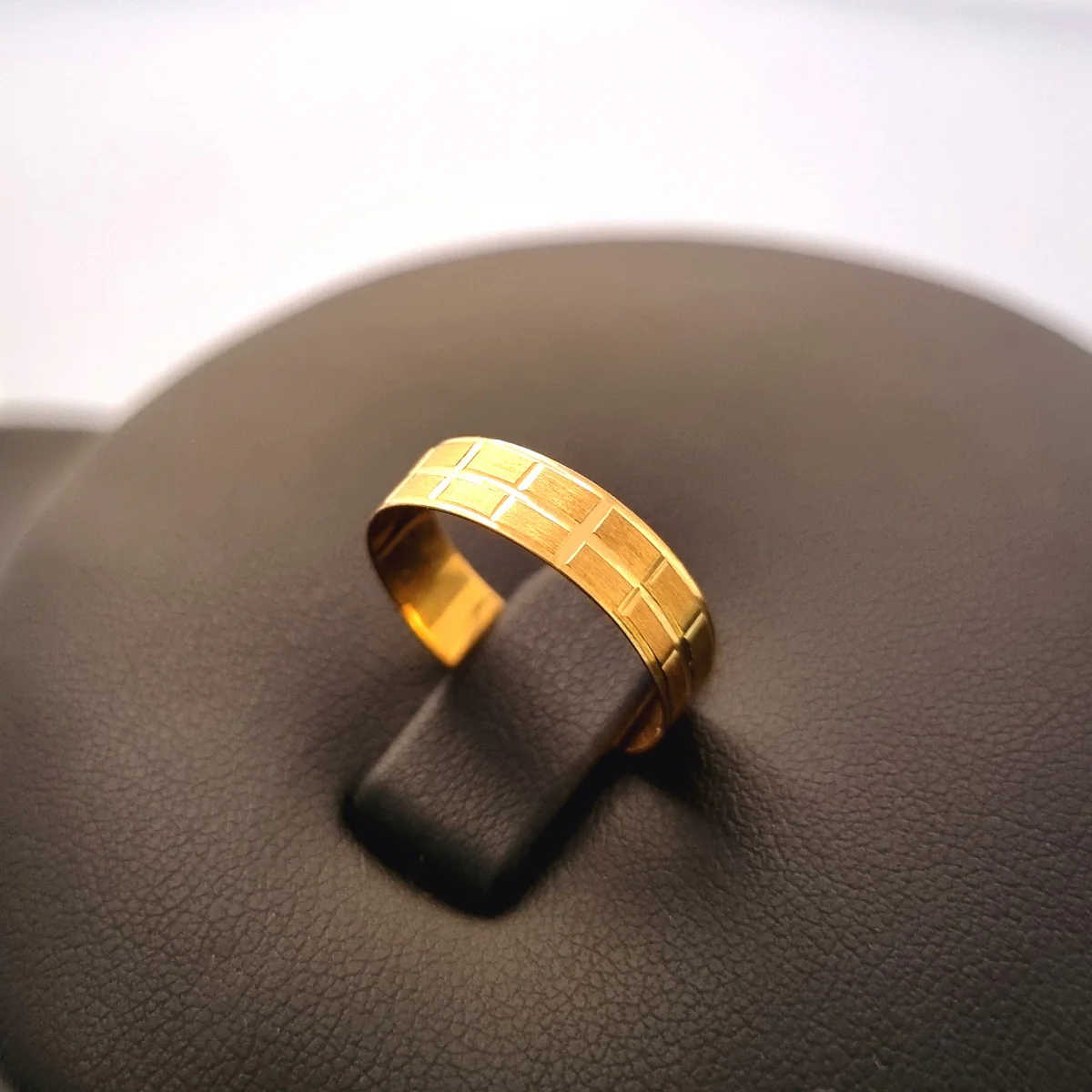 18K Pure Gold Ring - Image 2