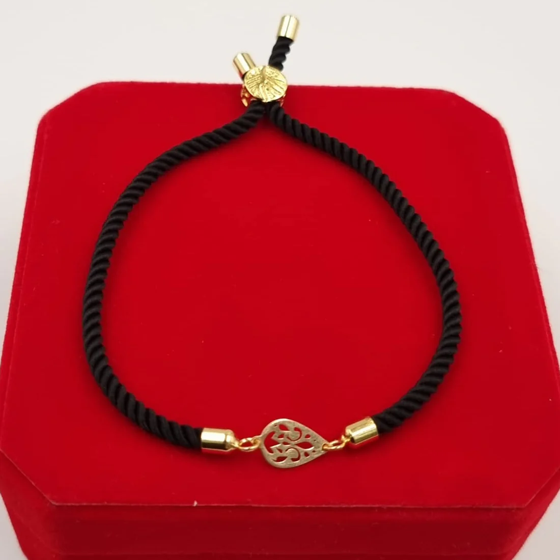 18K Pure Gold Thread Adjustable Bracelet - Image 3