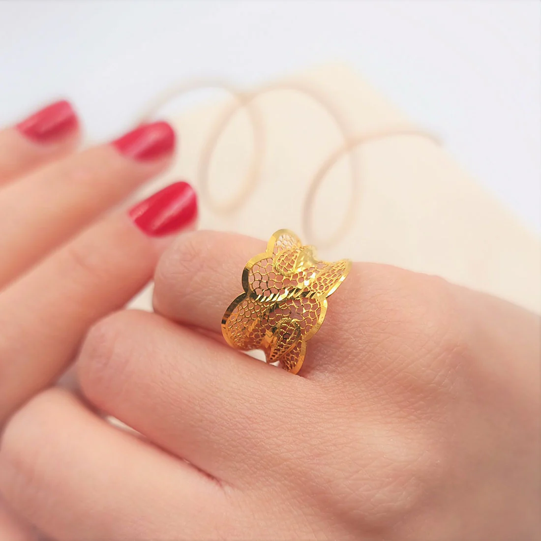 21K Pure Gold Elegant Classy Ring Design